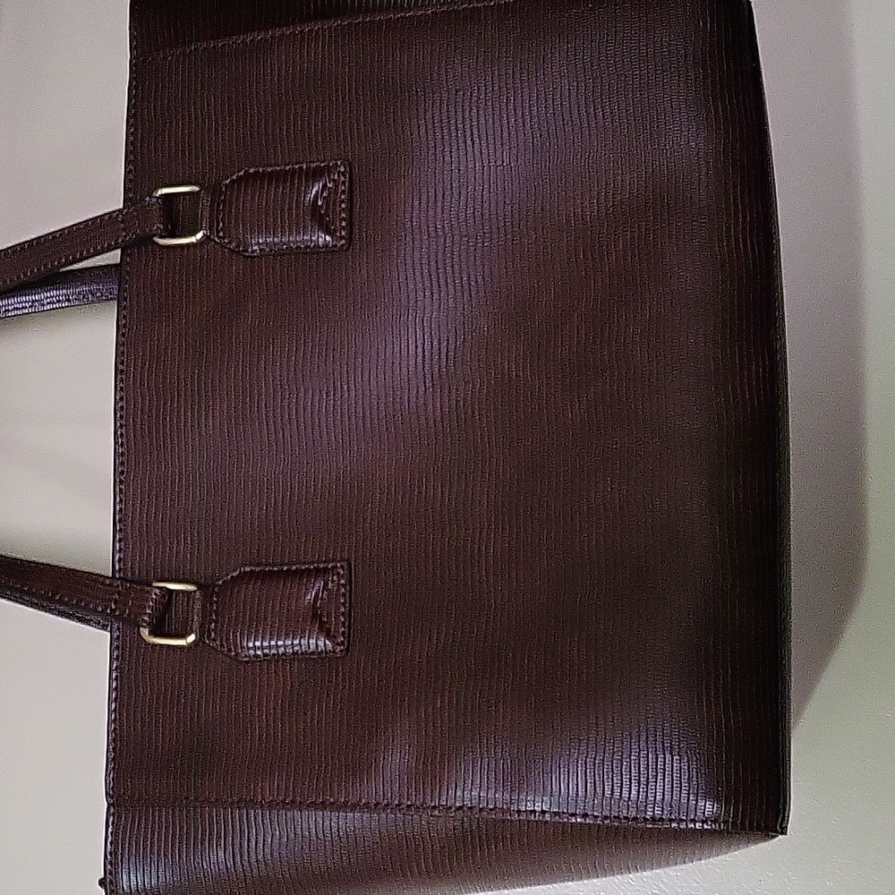 Purse - Picture 2 of 4